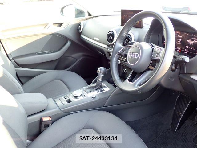 Audi A3 2019-11 8665819-1
