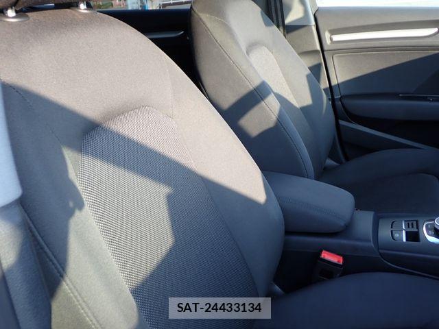 Audi A3 2019-11 8665819-22