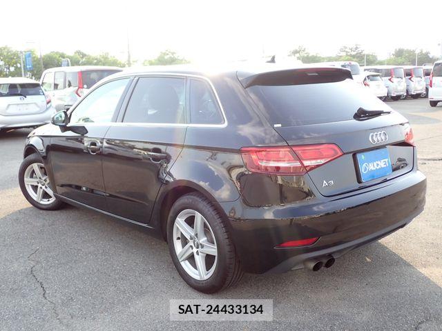 Audi A3 2019-11 8665819-2