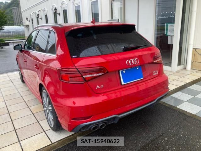 Audi A3 2018-07 8658053-5