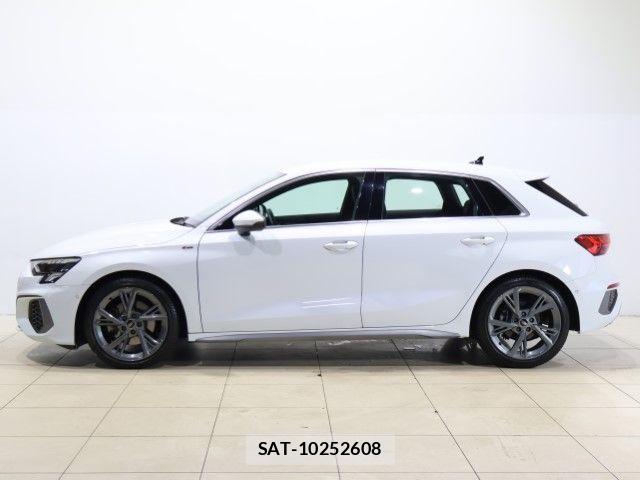 Audi A3 2023-03 8740552-9