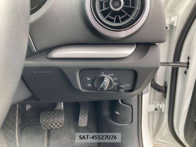 Audi A3 2020-07 8740557-16