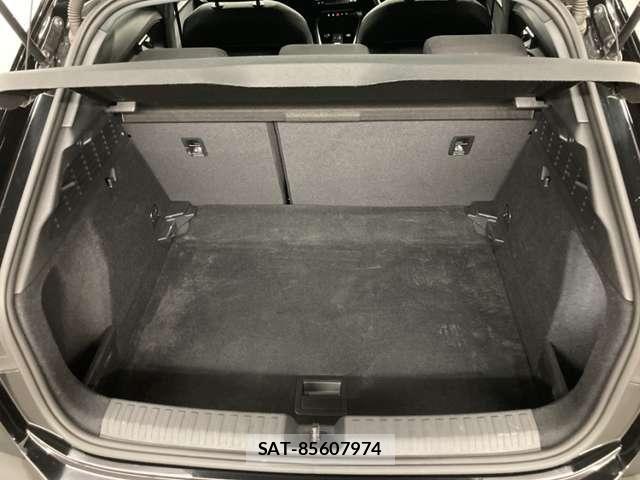 Audi A3 2021-11 8740558-22