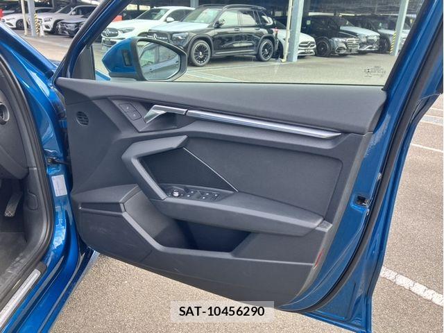 Audi A3 2021-05 8740556-12