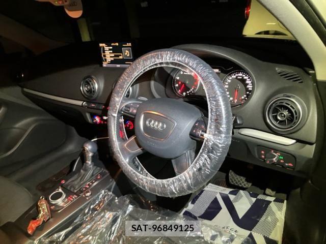 Audi A3 2014-02 8740561-15