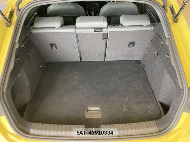 Audi A3 2023-08 8740554-22