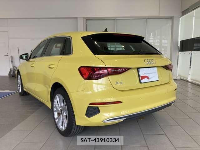 Audi A3 2023-08 8740554-7
