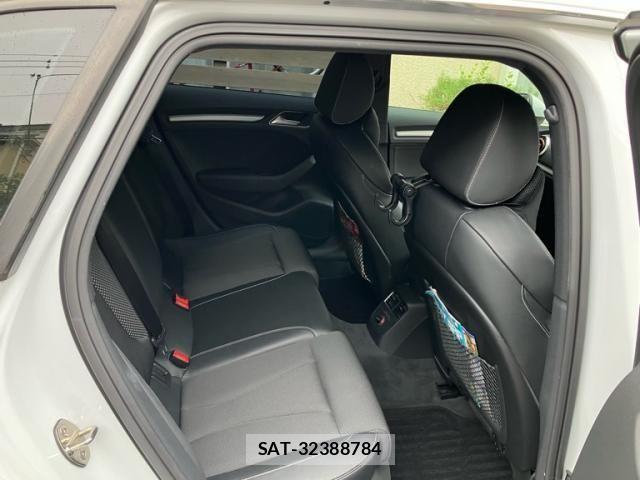Audi A3 2014-12 8740560-12