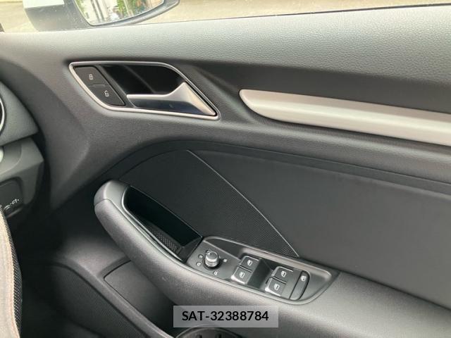 Audi A3 2014-12 8740560-25