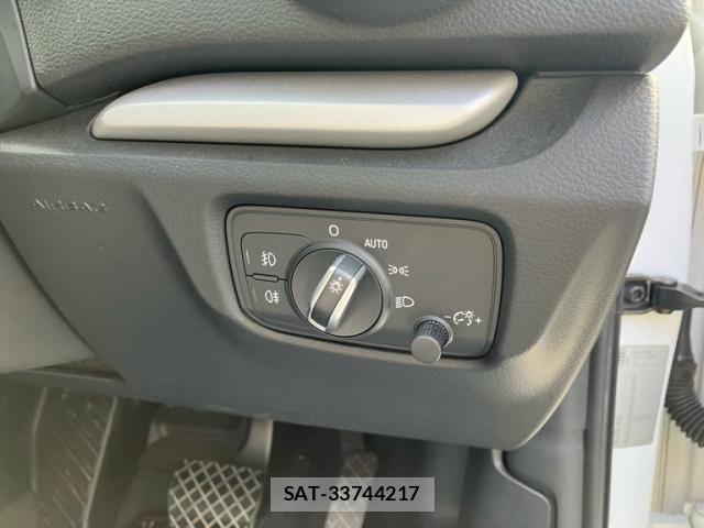 Audi A3 2015-11 8779532-14