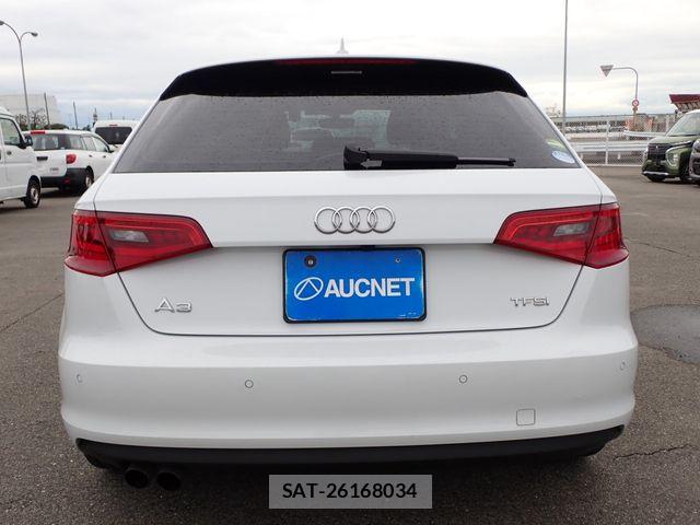Audi A3 2015-08 8779524-9