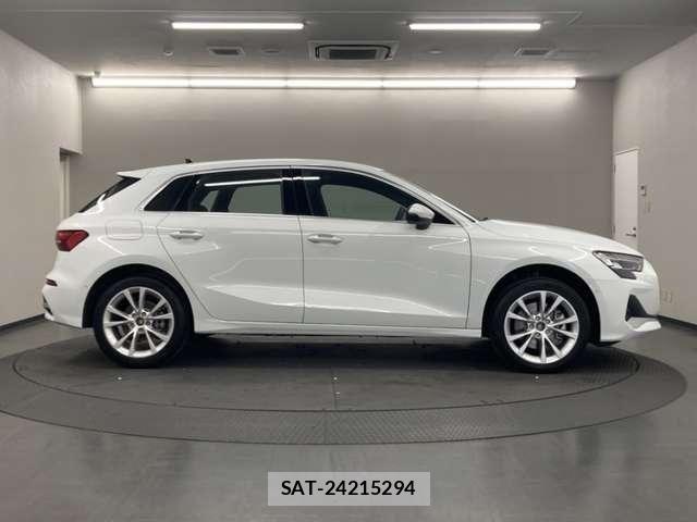 Audi A3 2025-12 8795289-5