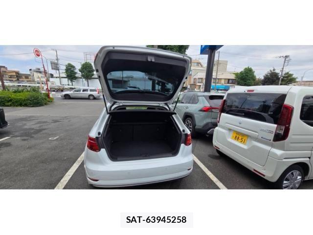 Audi A3 2019-01 8795292-15