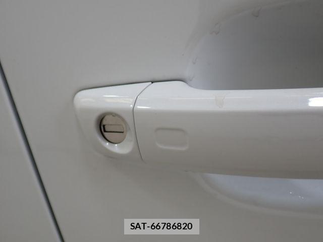 Audi A3 2019-04 8795288-10