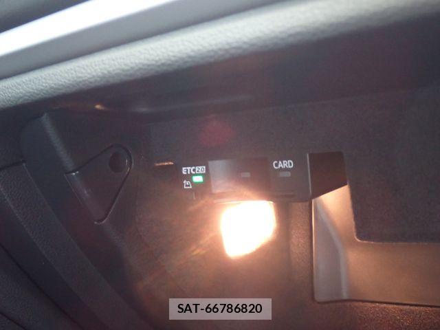 Audi A3 2019-04 8795288-17