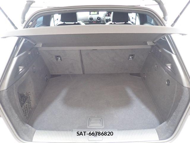 Audi A3 2019-04 8795288-26