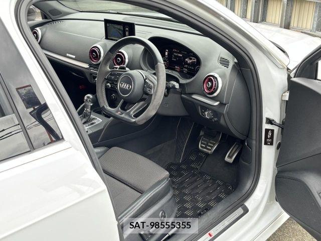 Audi A3 2017-01 8827895-3