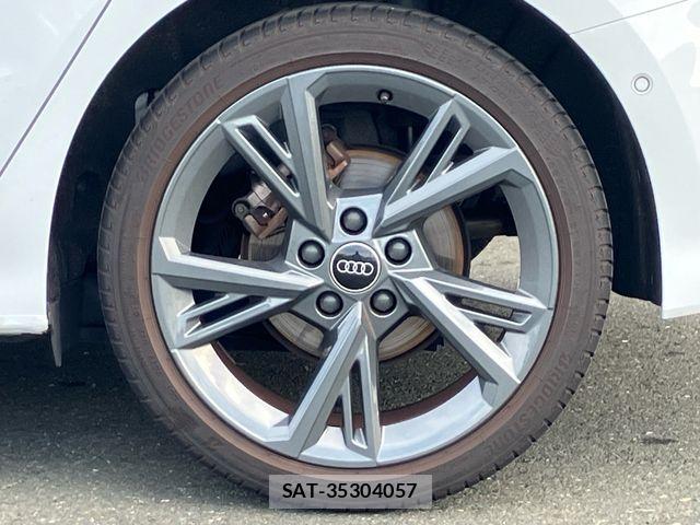 Audi A3 2023-12 8827894-12
