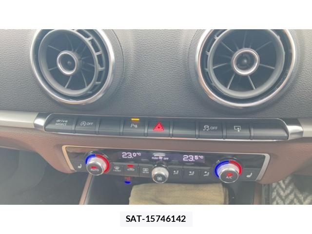 Audi A3 2013-10 8827896-3