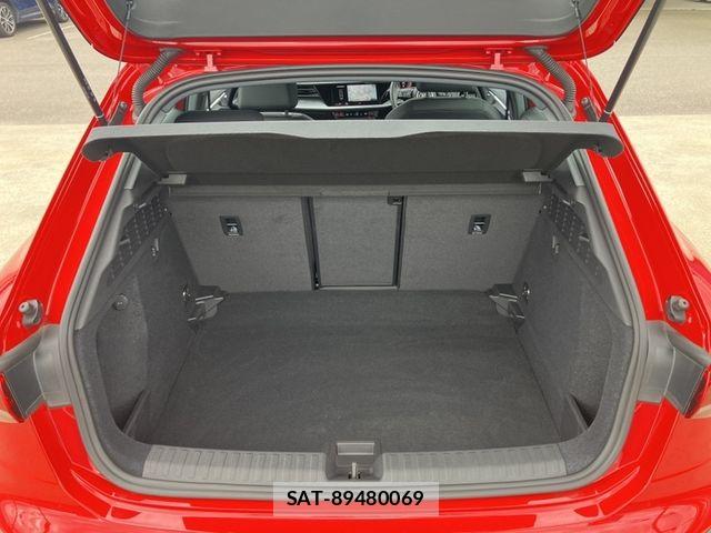 Audi A3 2025-10 8827893-14