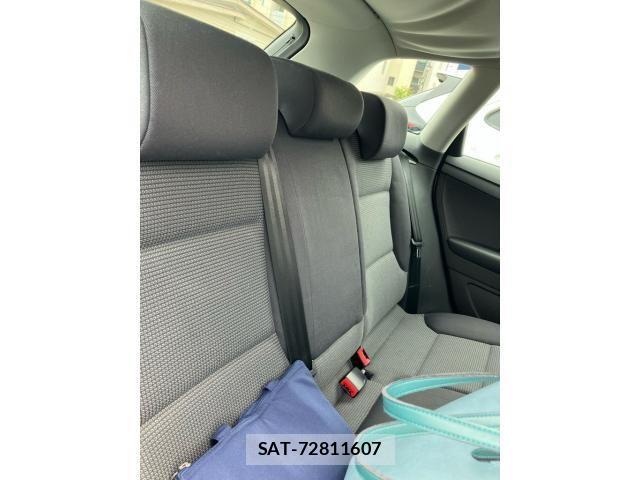 Audi A3 2006-04 8827899-10
