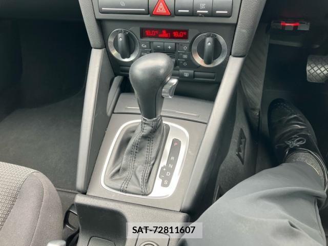 Audi A3 2006-04 8827899-19