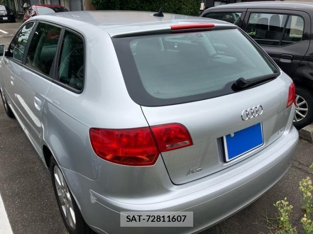 Audi A3 2006-04 8827899-2