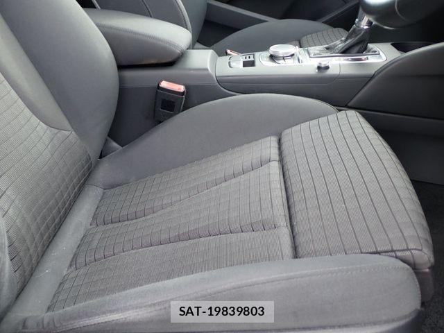 Audi A3 2016-05 8848264-23