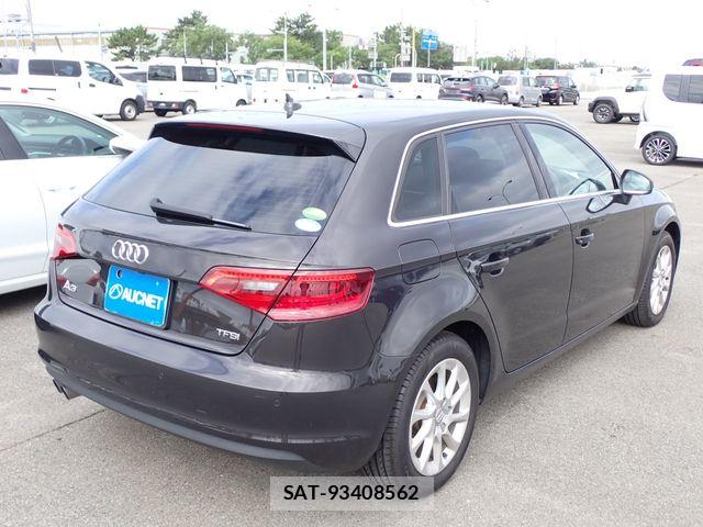 Audi A3 2015-08 8848263-9