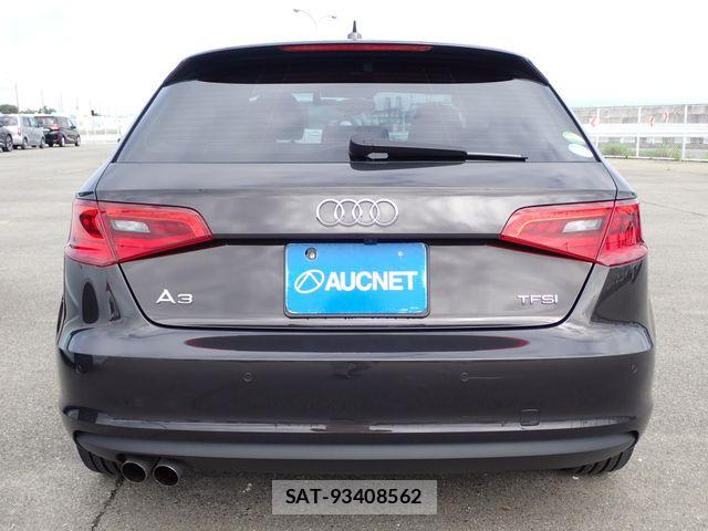 Audi A3 2015-08 8848263-10