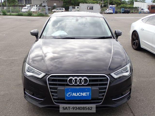 Audi A3 2015-08 8848263-4