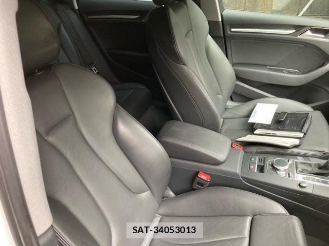Audi A3 2019-06 8870426-7
