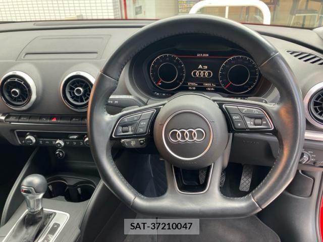 Audi A3 2018-09 8883313-12