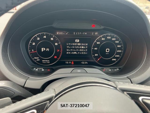 Audi A3 2018-09 8883313-13