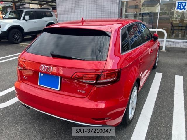 Audi A3 2018-09 8883313-1
