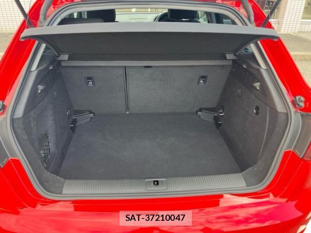 Audi A3 2018-09 8883313-4