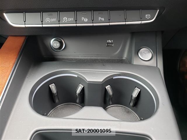 Audi A4 2021-03 1427627-21