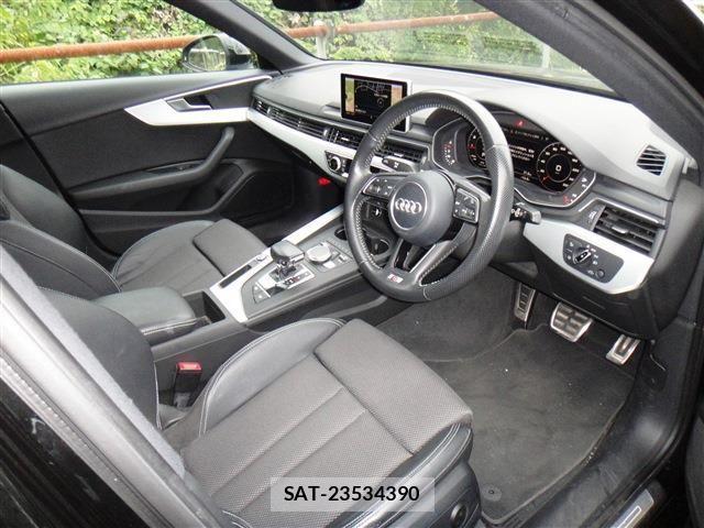 Audi A4 2017-12 1657757-10