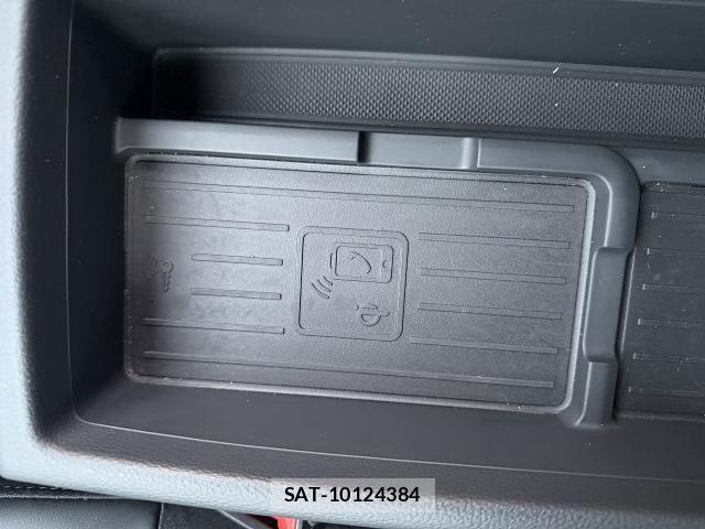 Audi A4 2023-07 3765246-8