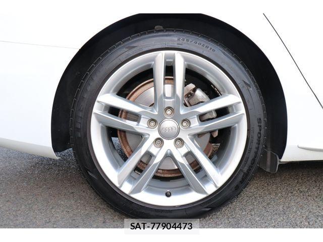 Audi A4 2014-10 3903694-28