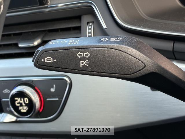 Audi A4 2023-08 6009455-9