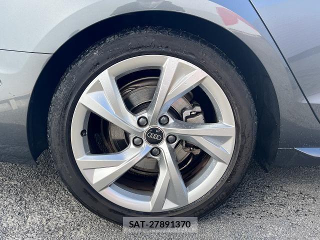 Audi A4 2023-08 6009455-12