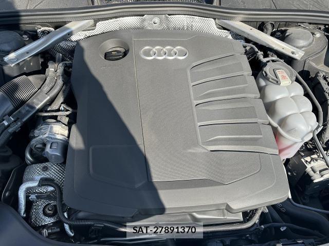 Audi A4 2023-08 6009455-15