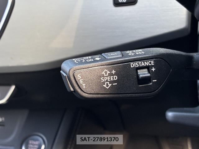 Audi A4 2023-08 6009455-8