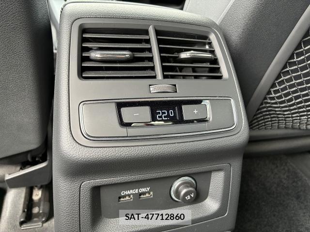 Audi A4 2022-02 6009462-29