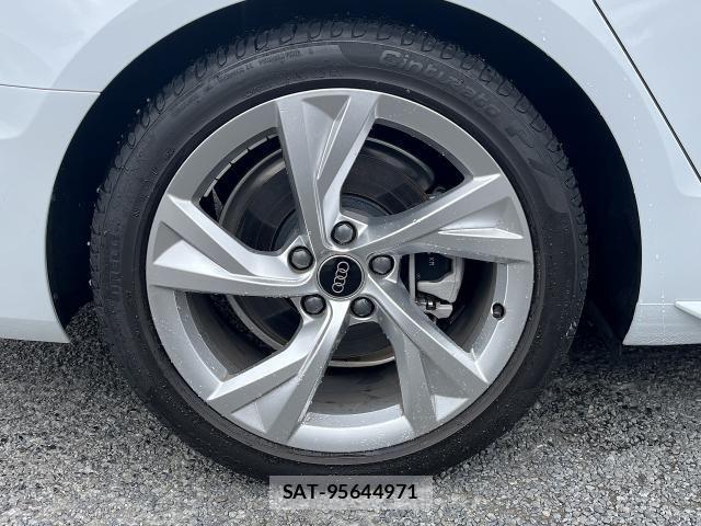 Audi A4 2024-02 6009454-12
