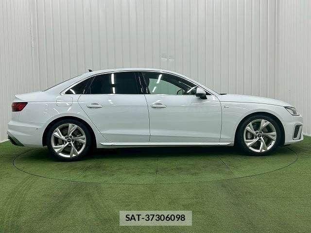 Audi A4 2022-02 6211694-14