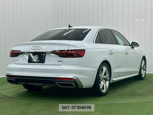 Audi A4 2022-02 6211694-15