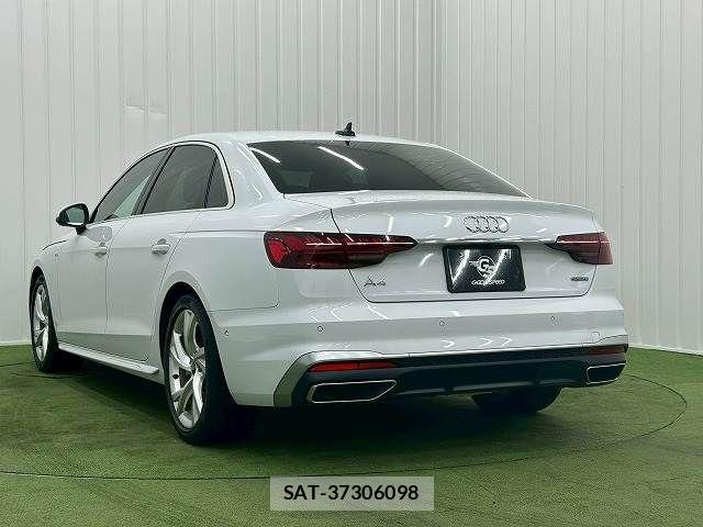 Audi A4 2022-02 6211694-16