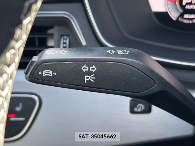 Audi A4 2021-07 6211695-11